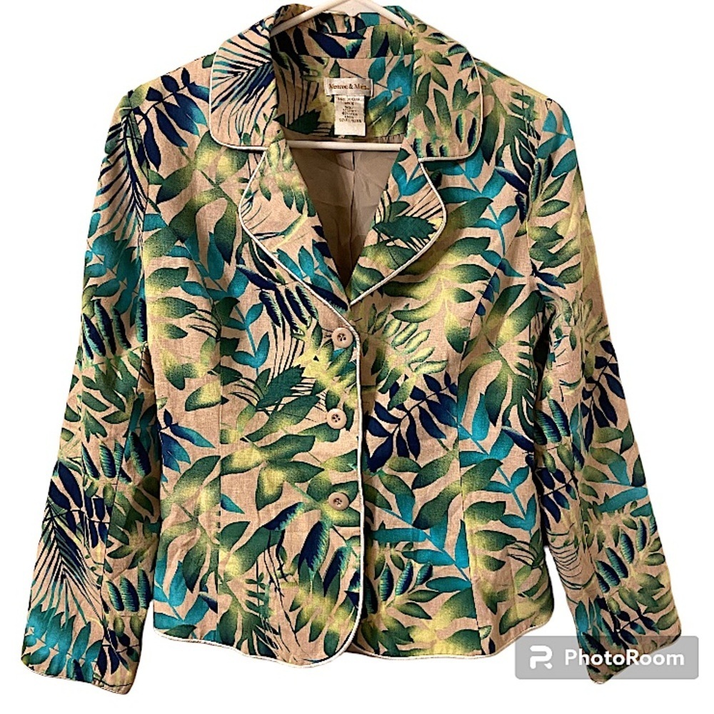 Monroe & Main Tropical Leaf Print Notched Collar Button Closure Linen Blazer
